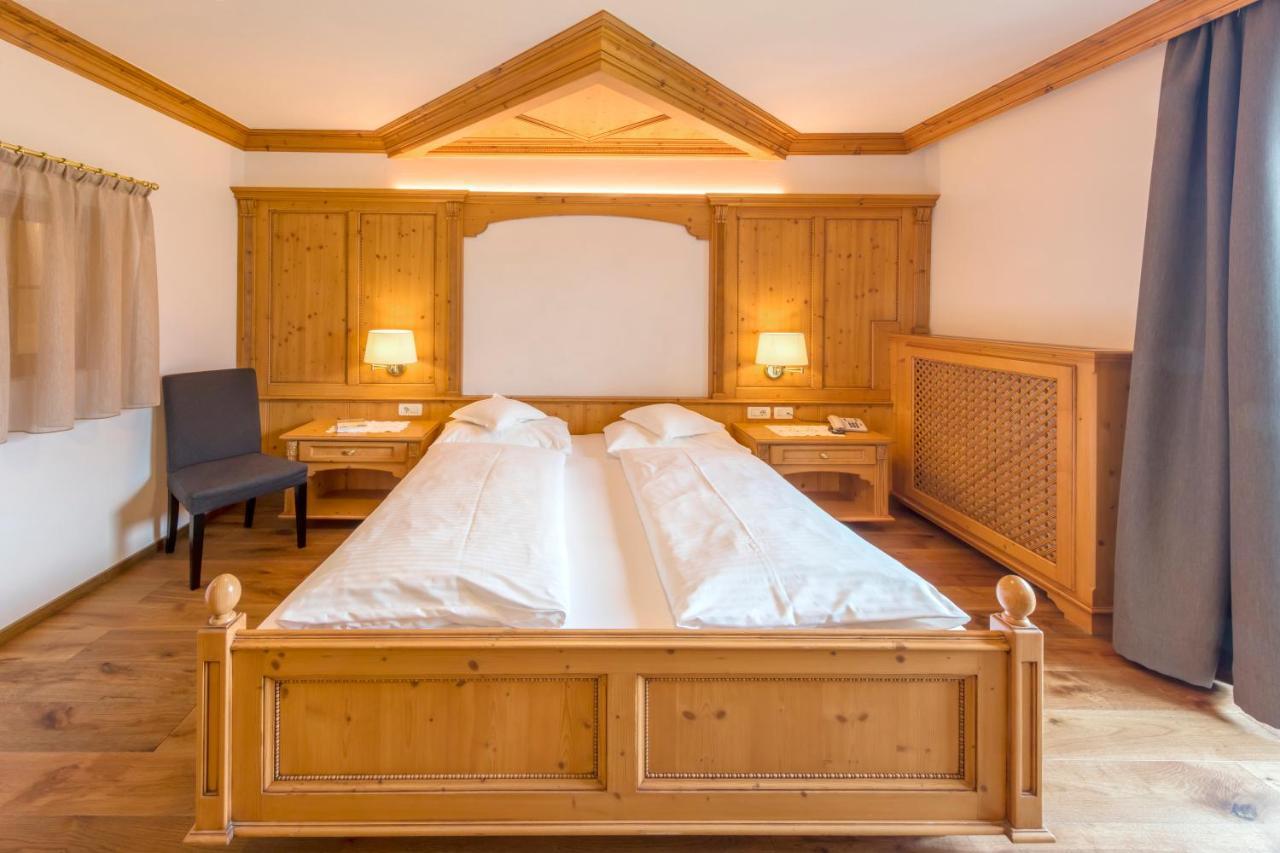 Hotel Schlosswirt Скена Экстерьер фото