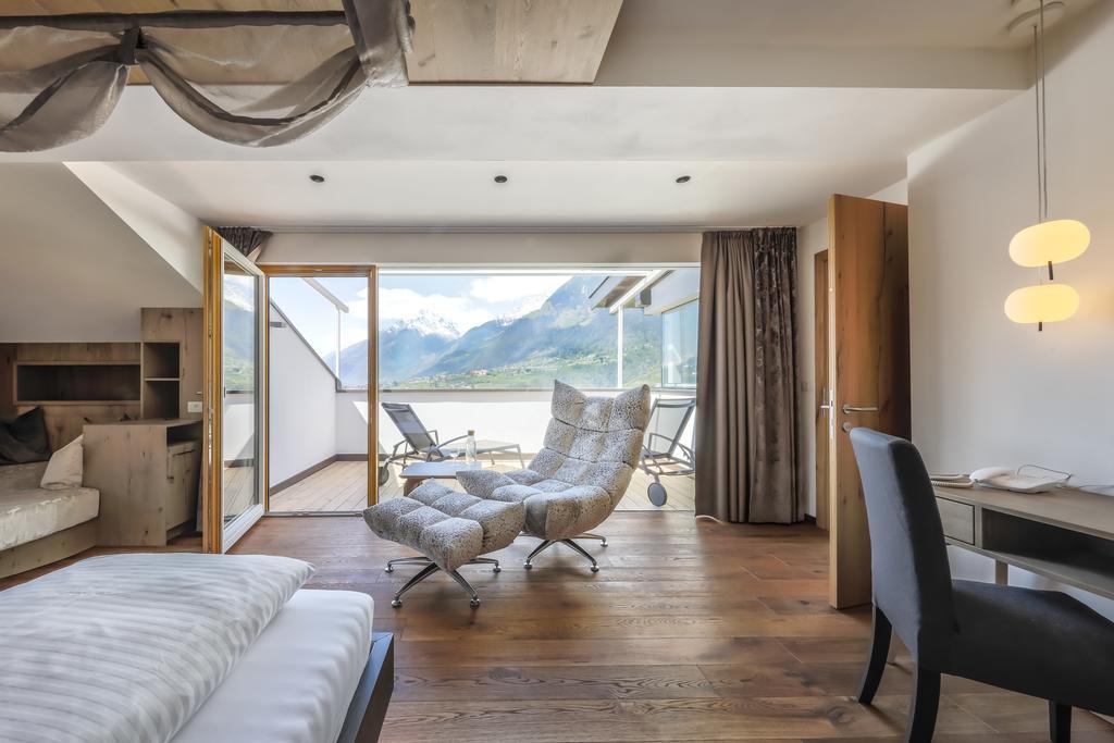 Hotel Schlosswirt Скена Экстерьер фото
